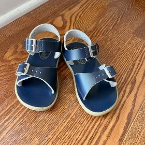 Footmates Sandals size 6 EUC